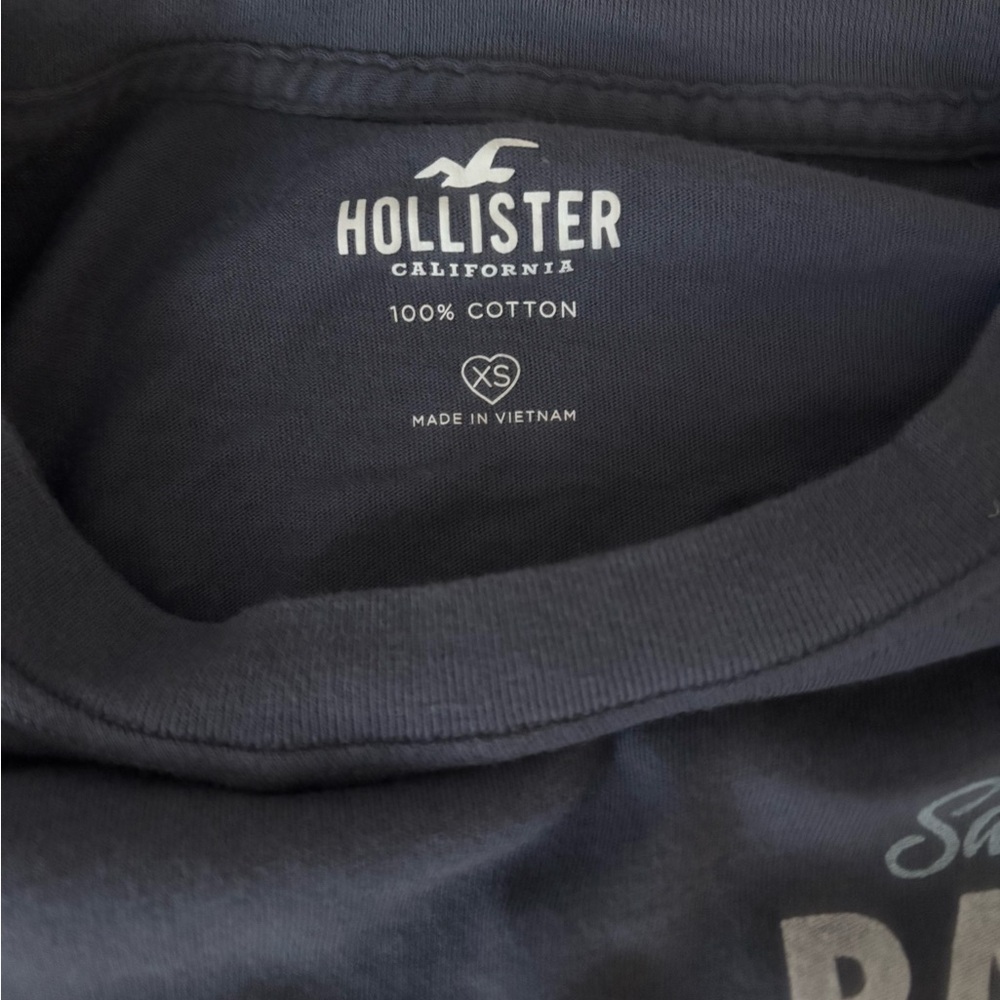 Hollister Woman’s Navy Racquet Club Graphic Tee - Picture 3 of 3